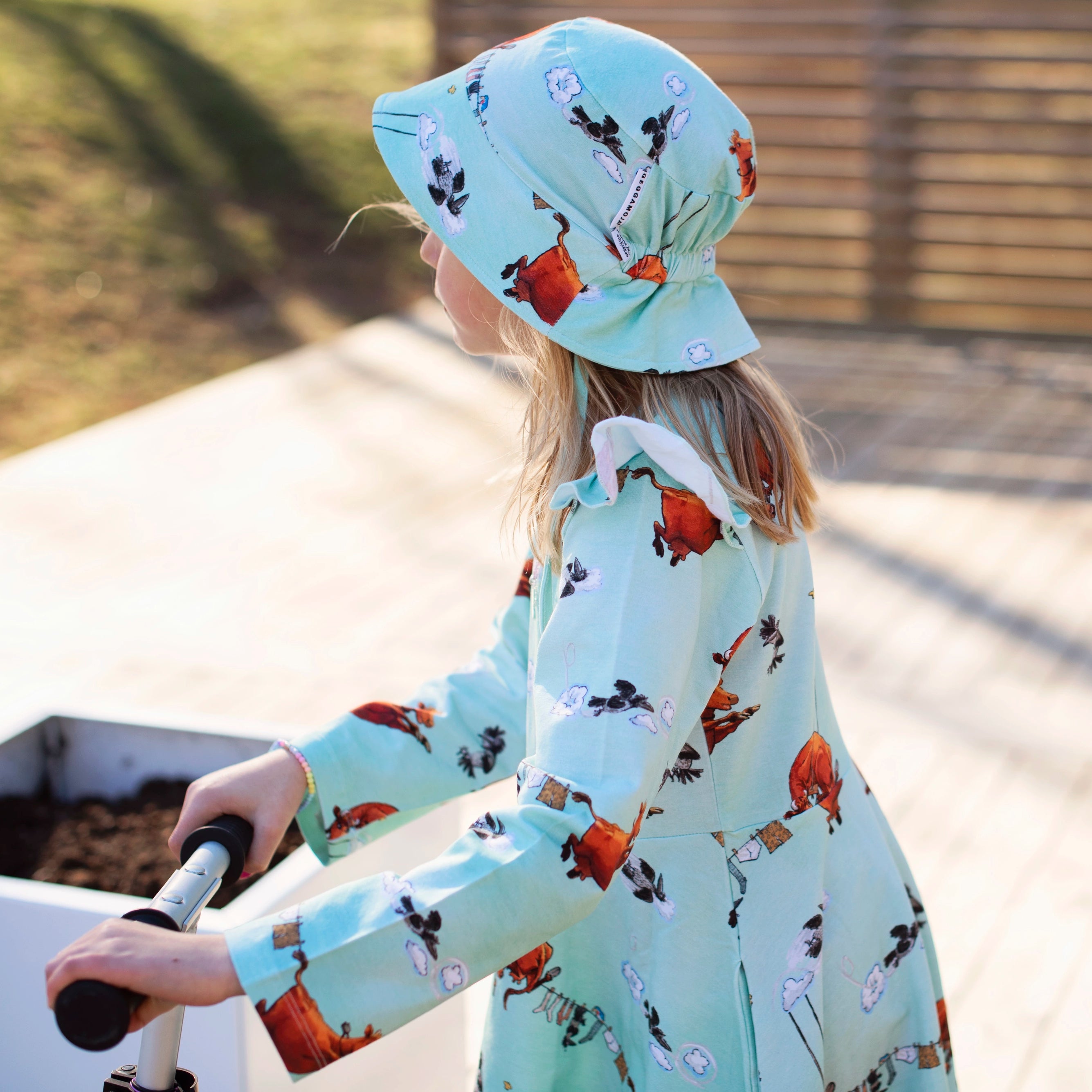 Solhatt Mamma Mu og Kråkan Mint