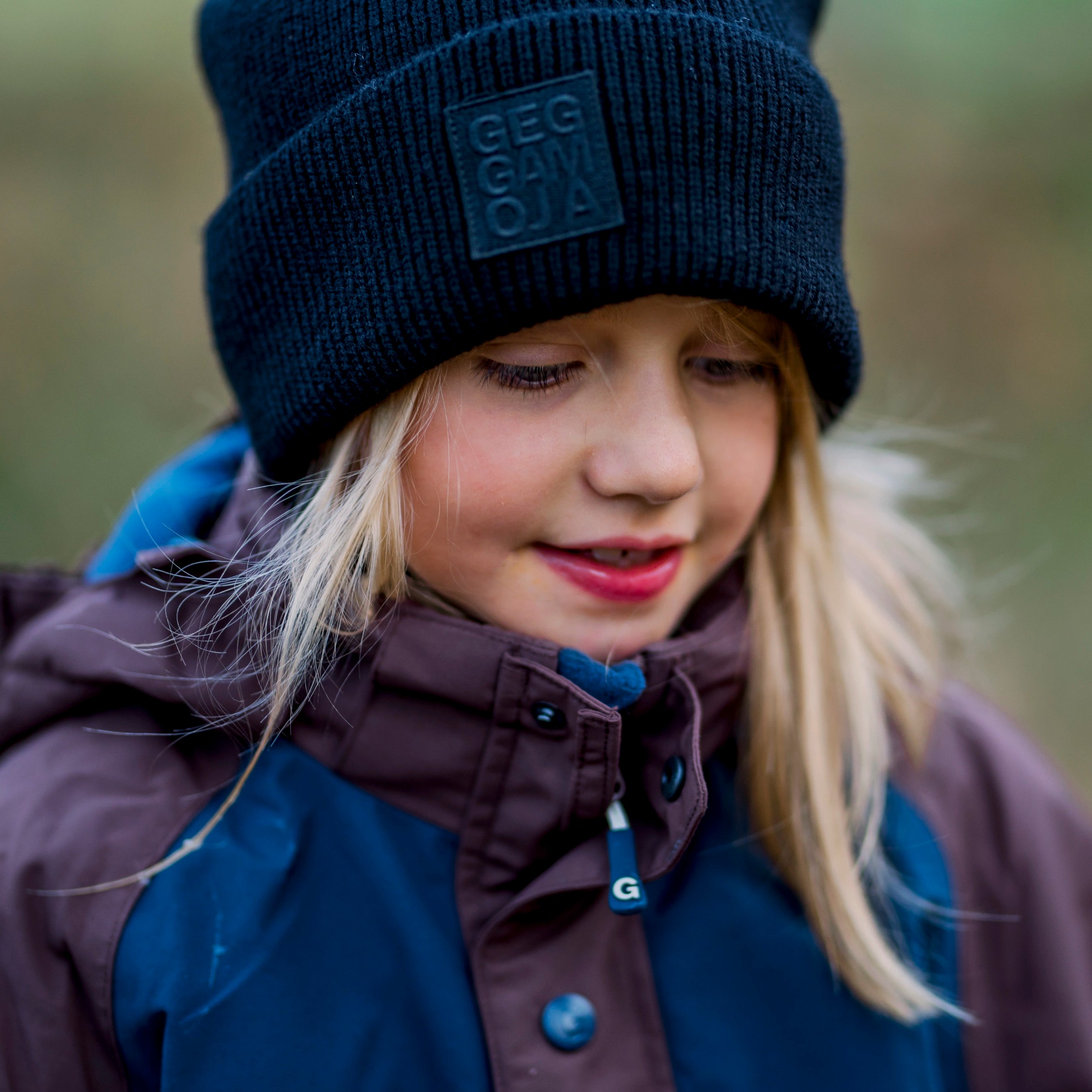 Knitted hat Black