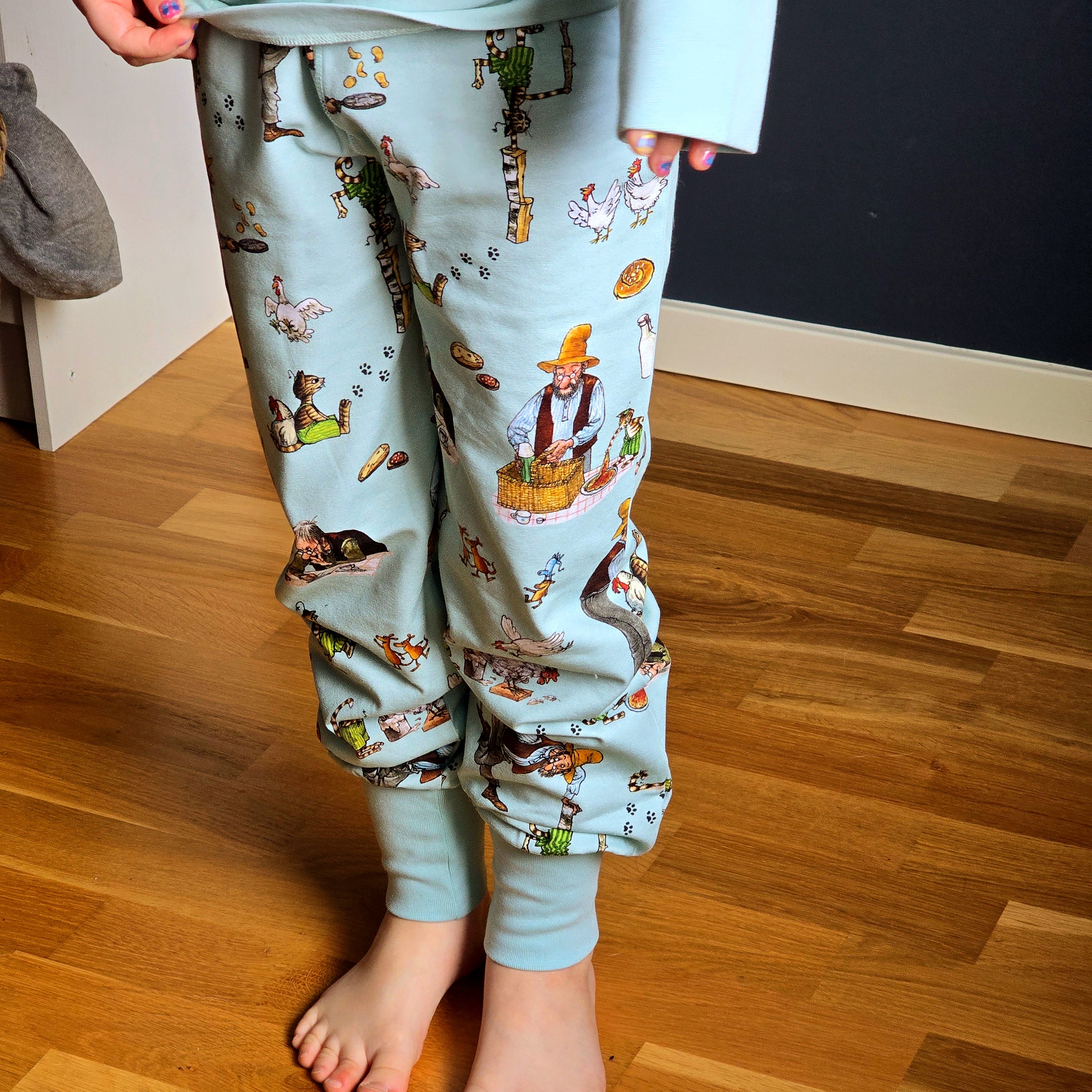 Tvådelad pyjamas Pettson och Findus Mint