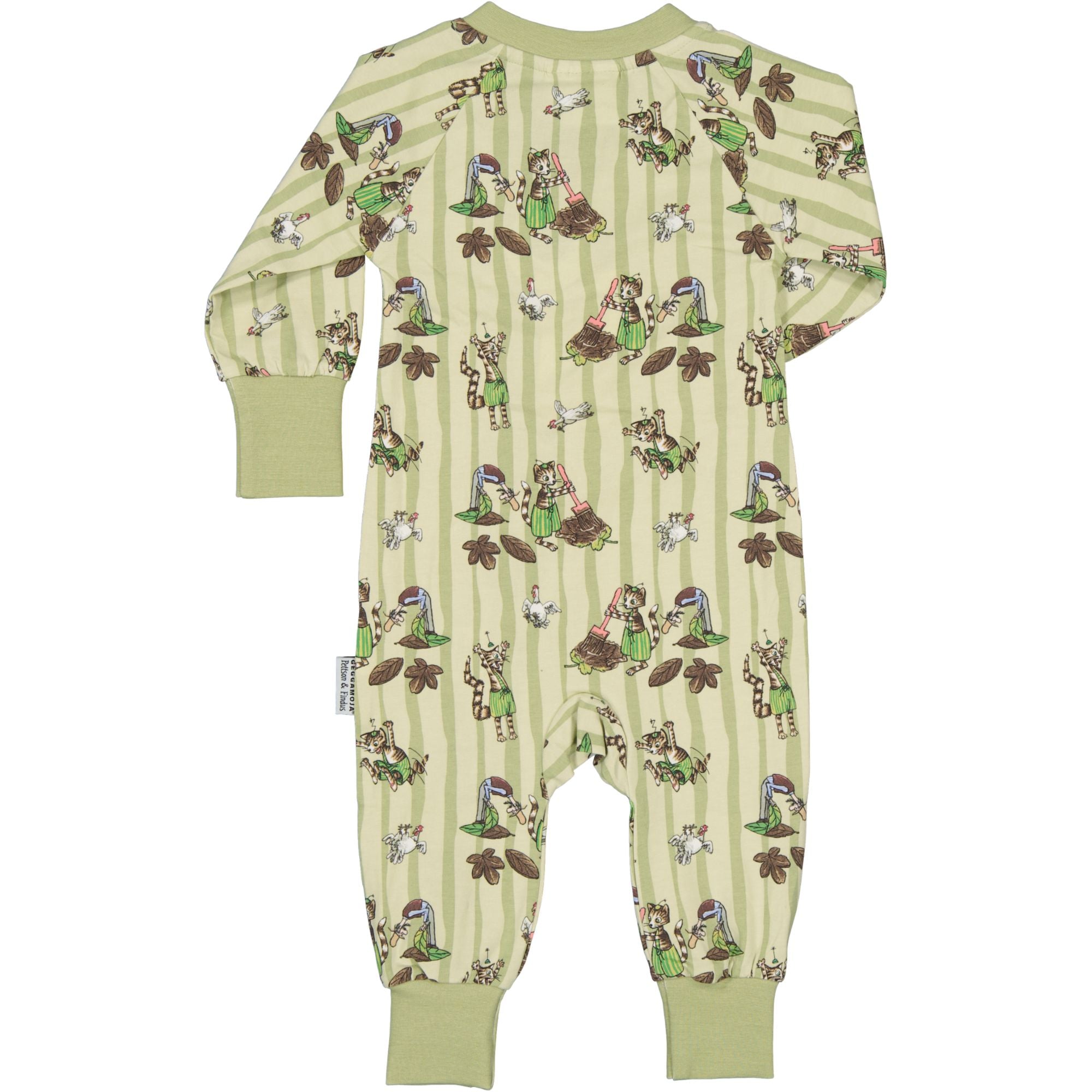Grønn mønstret pyjamas med Gubben og Katten-motiv samt mansjetter fra Geggamoja, bakside.