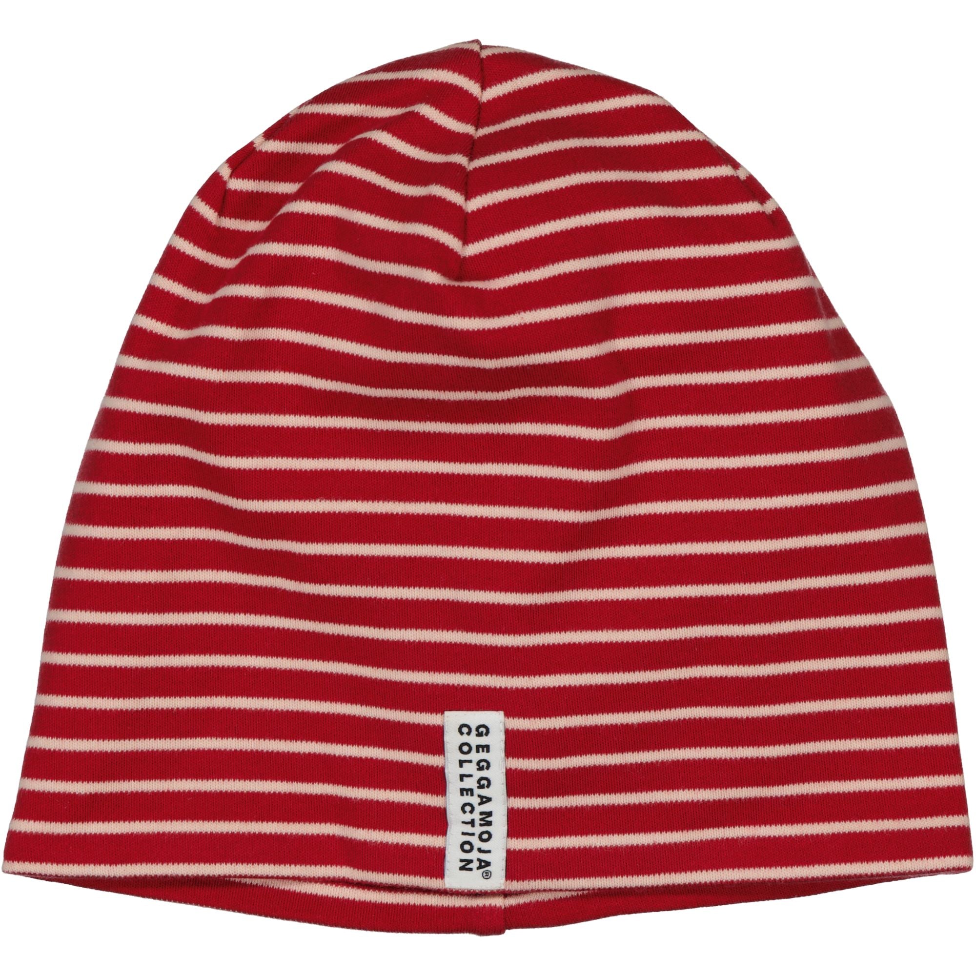 Rosa und rot gestreifte Mütze aus weichem Interlock-Jersey mit Logo vorne von Geggamoja, Vorderansicht.