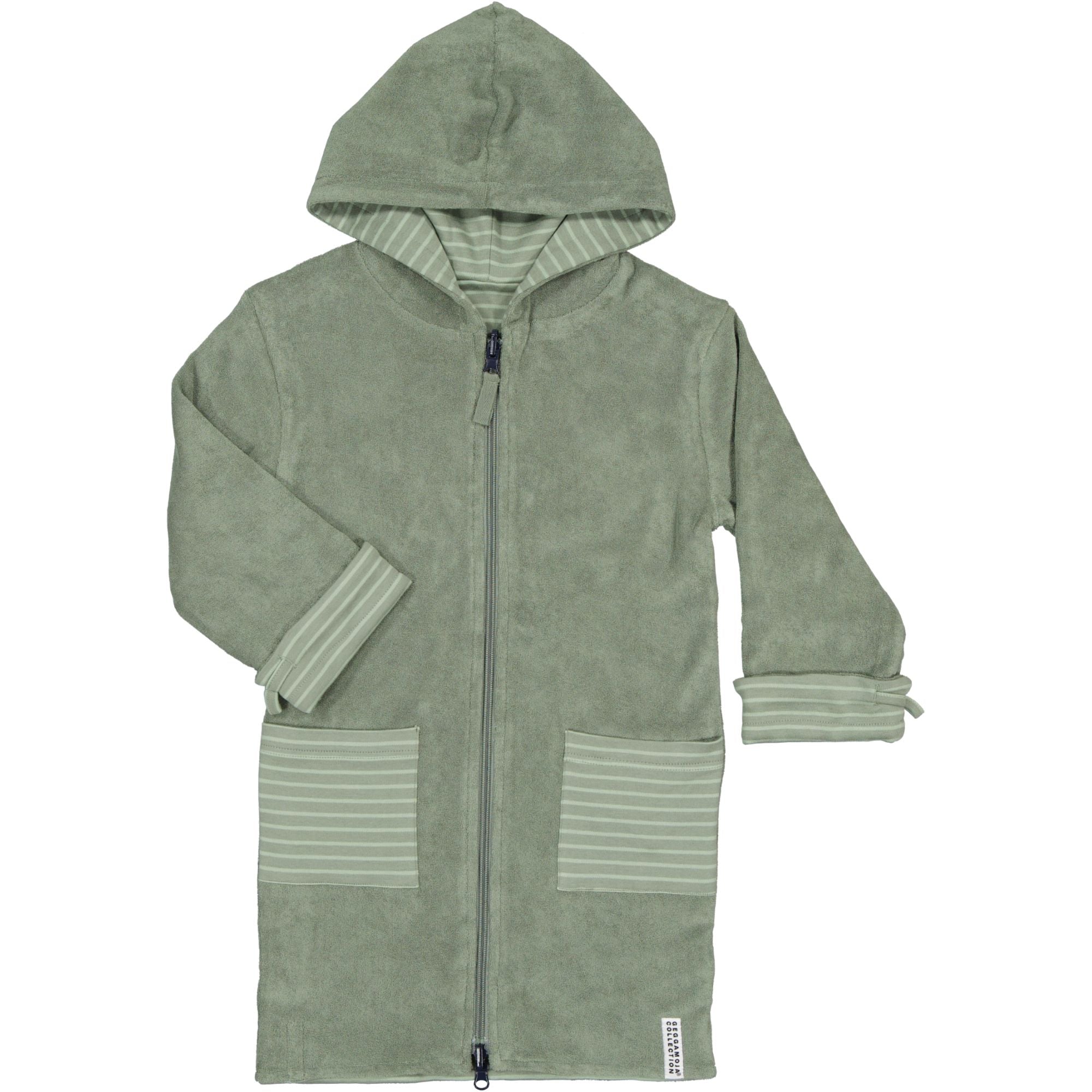 Green reversible bathrobe with zipper, hood, and pockets in organic cotton terry from Geggamoja.
