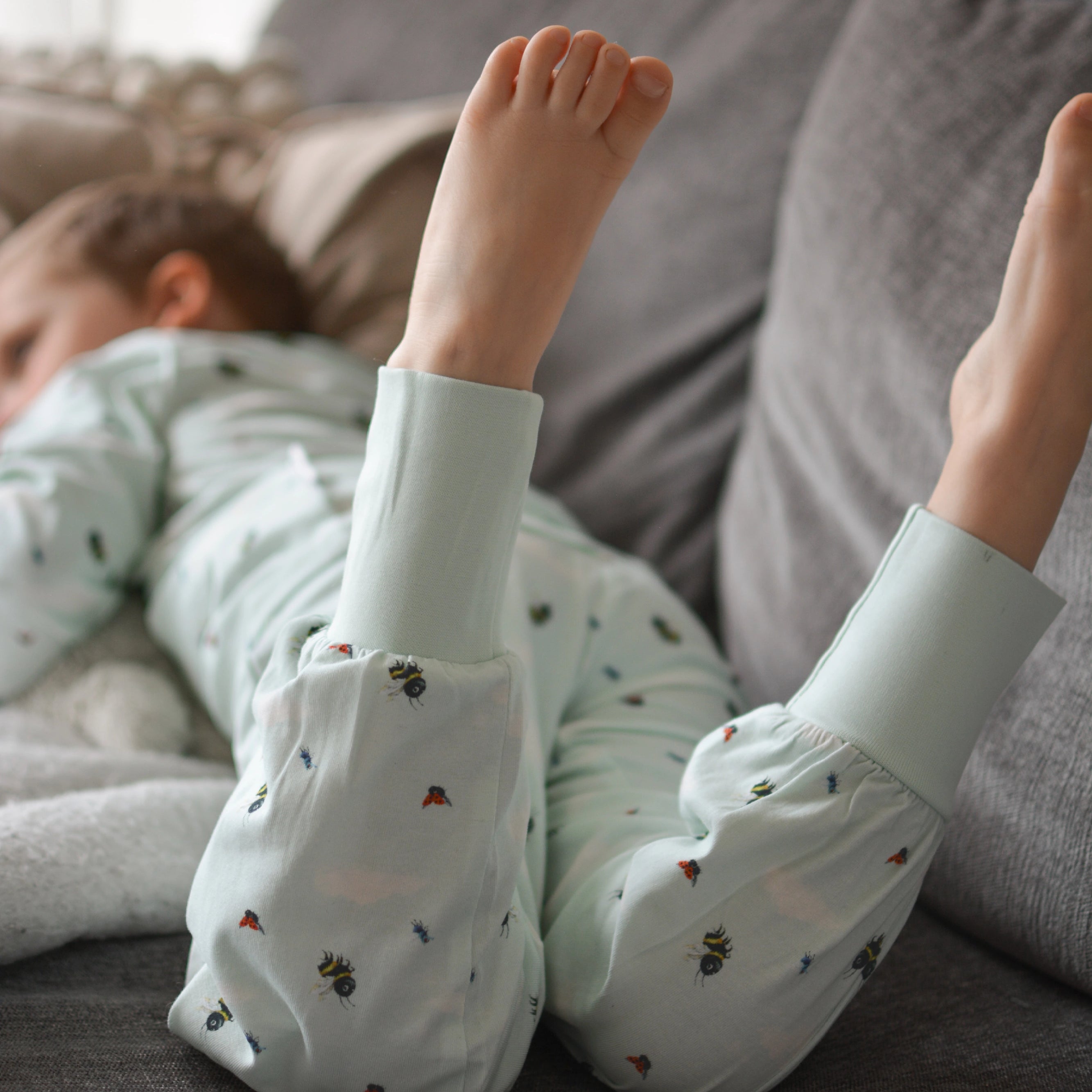 Pyjamas tvådelad Humlan Djojj Mint