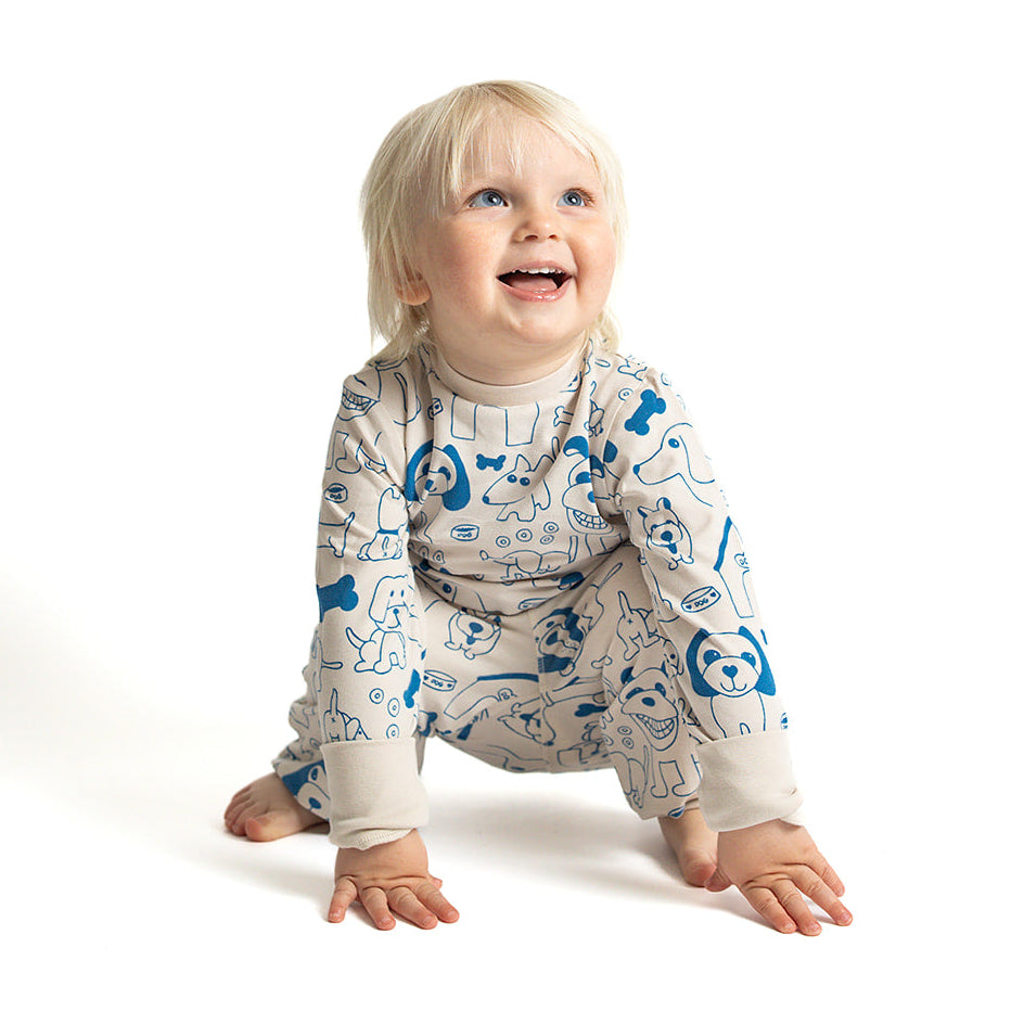 geggamoja-pyjamas-annaejemo.se-7_a9555eb1-9481-4ebb-9774-f47c9af2872c.jpg